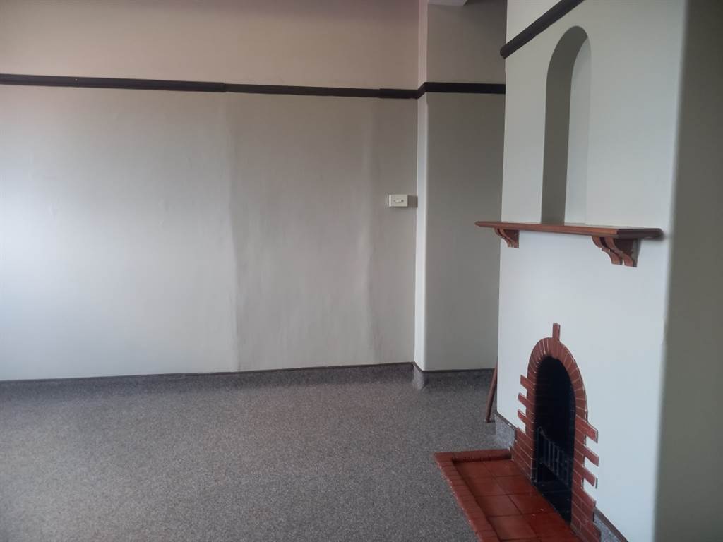 38  m² Office Space in Pretoria Central photo number 12