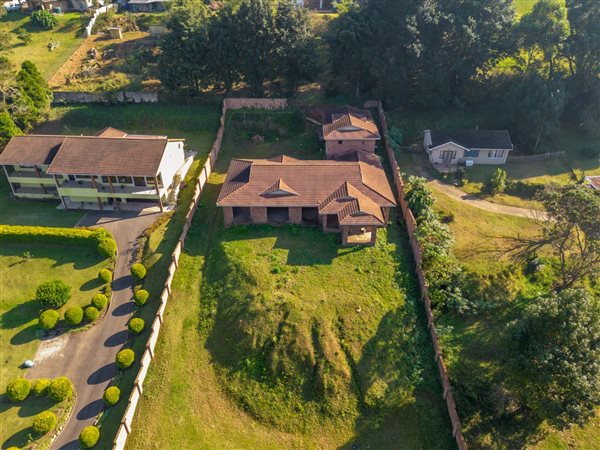 2140 m² Land