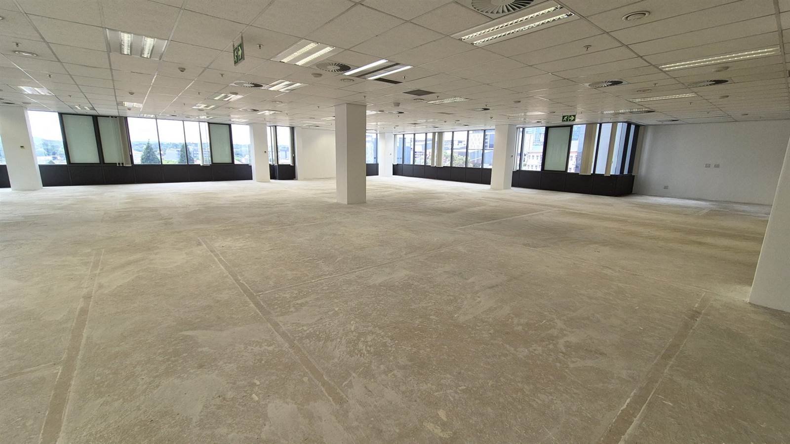 494  m² Office Space in Menlyn photo number 6
