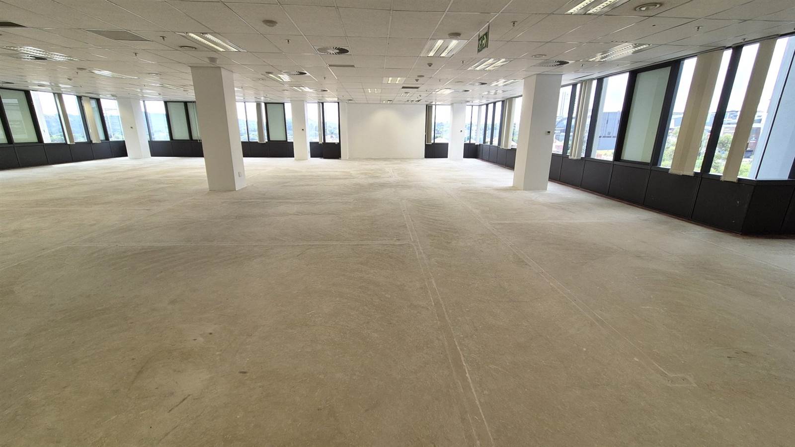 494  m² Office Space in Menlyn photo number 4