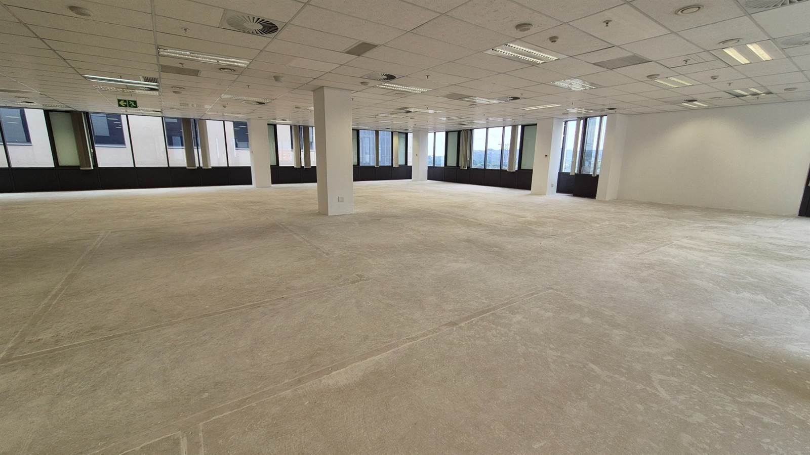 494  m² Office Space in Menlyn photo number 8