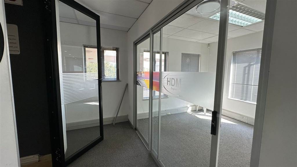 141  m² Commercial space in Highveld photo number 10