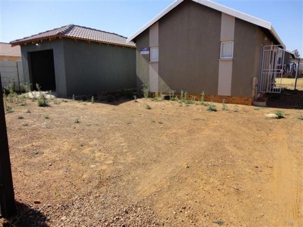 2 Bed House in Savanna City