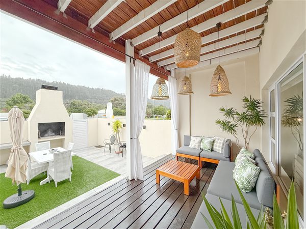 2 Bedroom Duplex 2 Bedroom Duplex