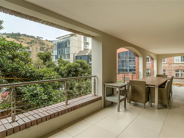 2 Bed Apartment