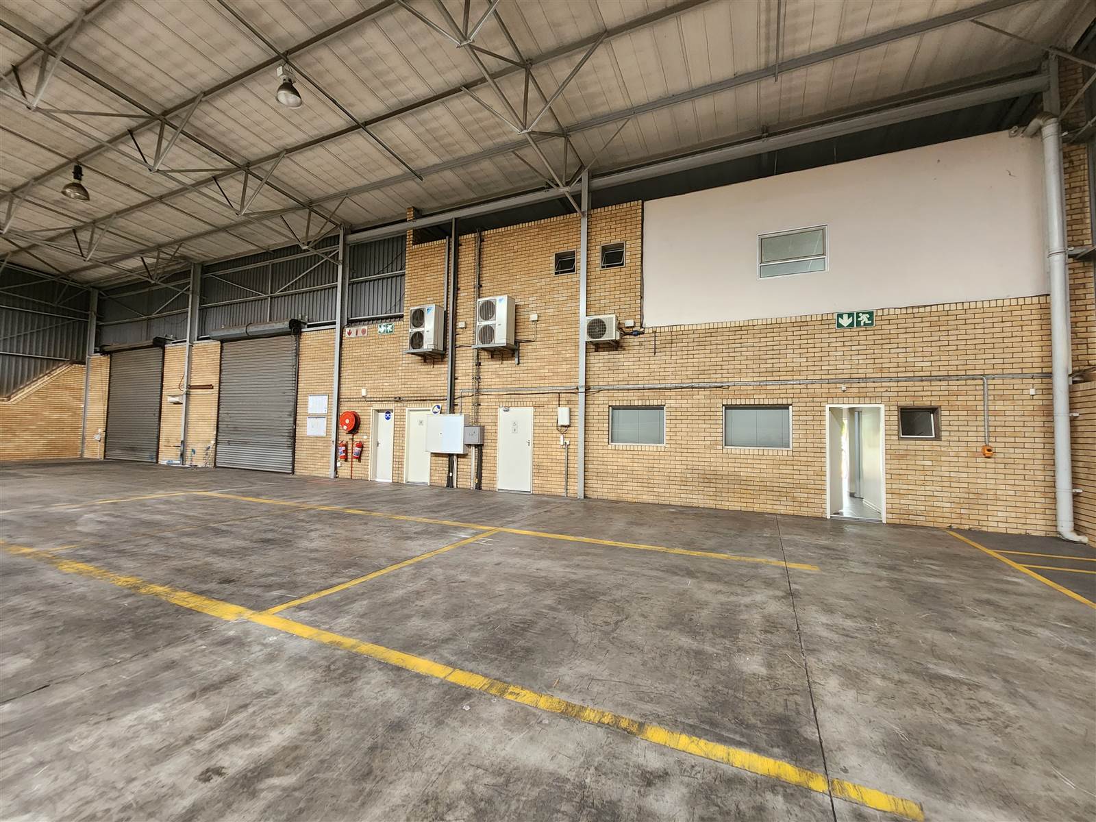 1250  m² Industrial space in Spartan photo number 11