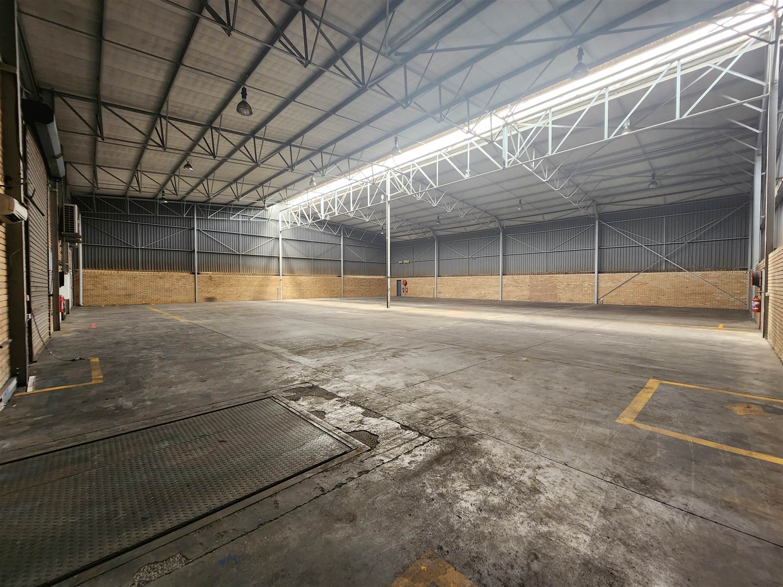 1250  m² Industrial space in Spartan photo number 9