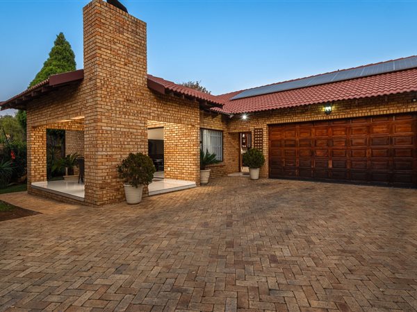 3 Bedroom House 3 Bedroom House