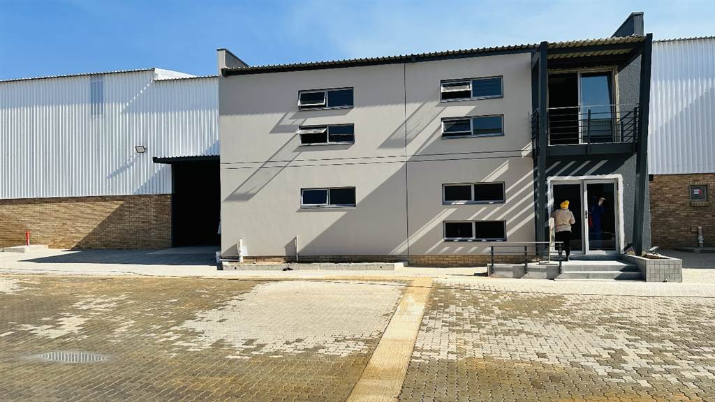 615  m² Industrial space in Knopjeslaagte photo number 12
