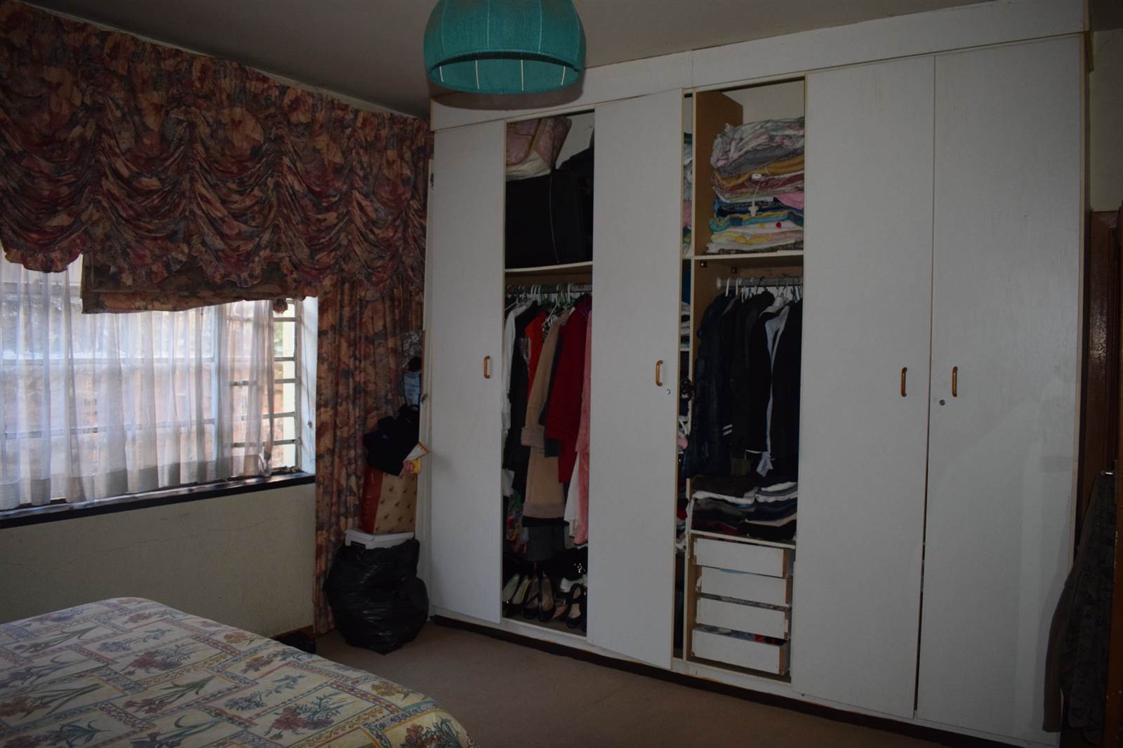 2 Bed Apartment in Troyeville photo number 9