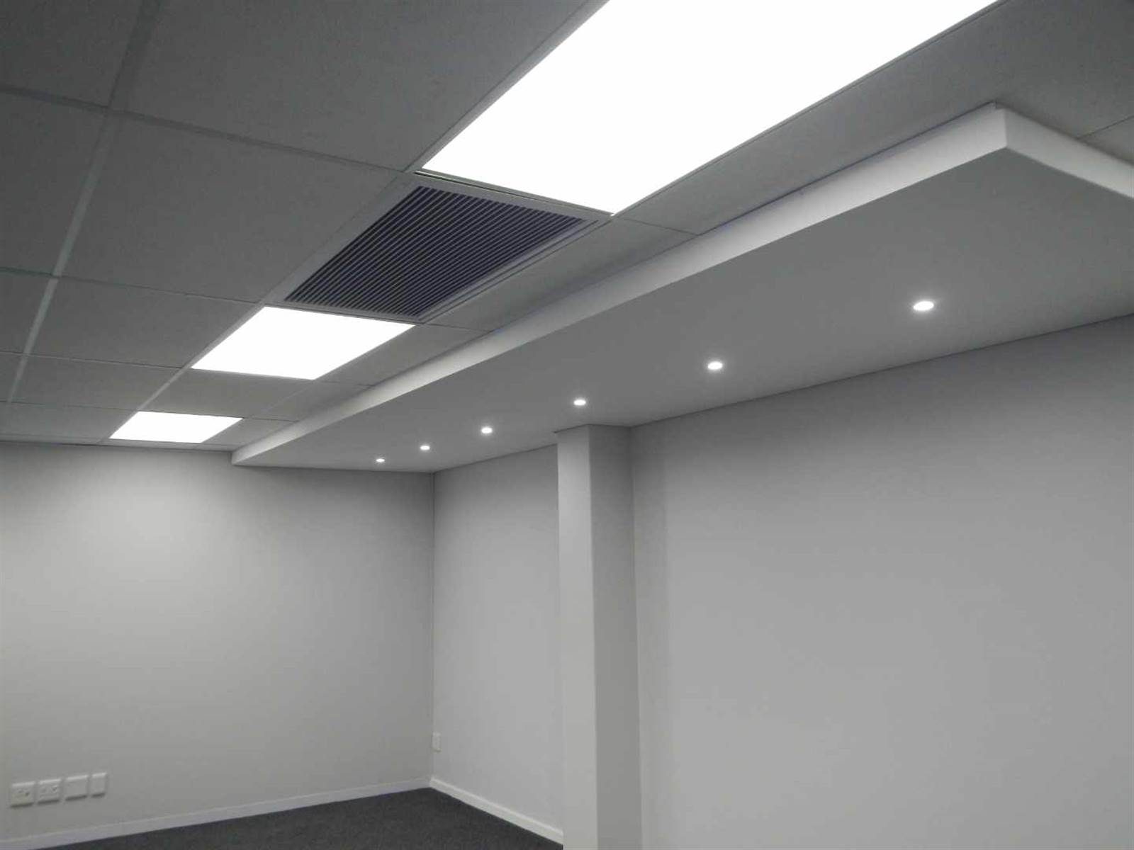 235  m² Office Space in Westlake photo number 5