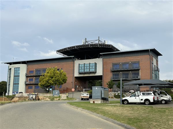 310  m² Industrial space