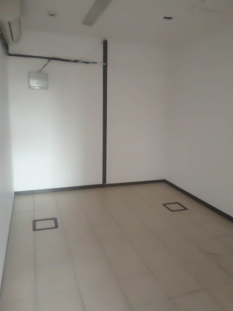 280  m² Commercial space in Durban CBD photo number 8
