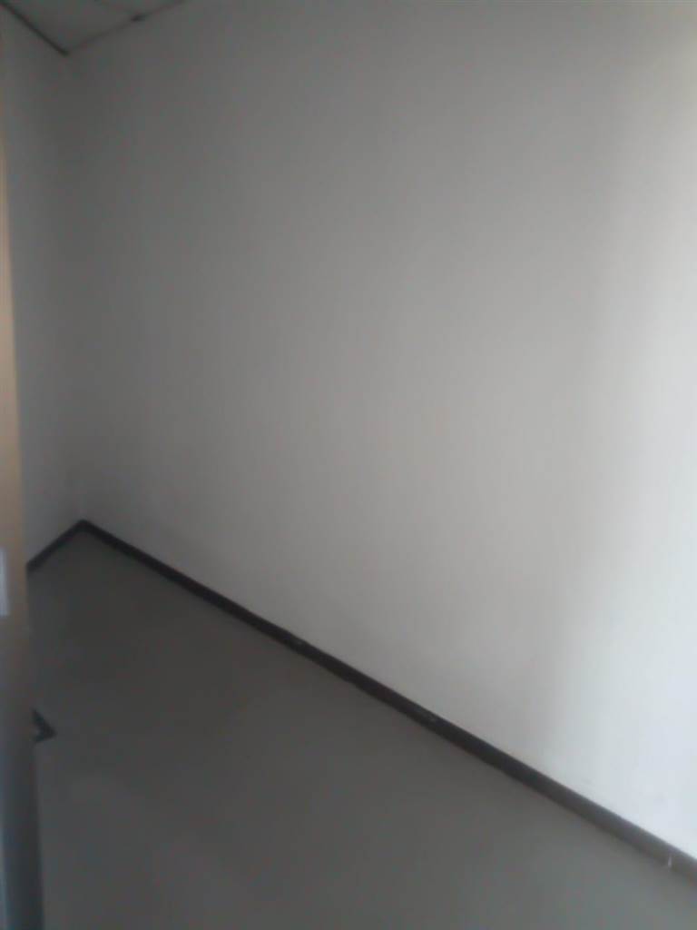 280  m² Commercial space in Durban CBD photo number 6