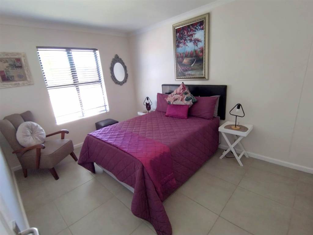 3 Bed Townhouse in Vredenburg photo number 26