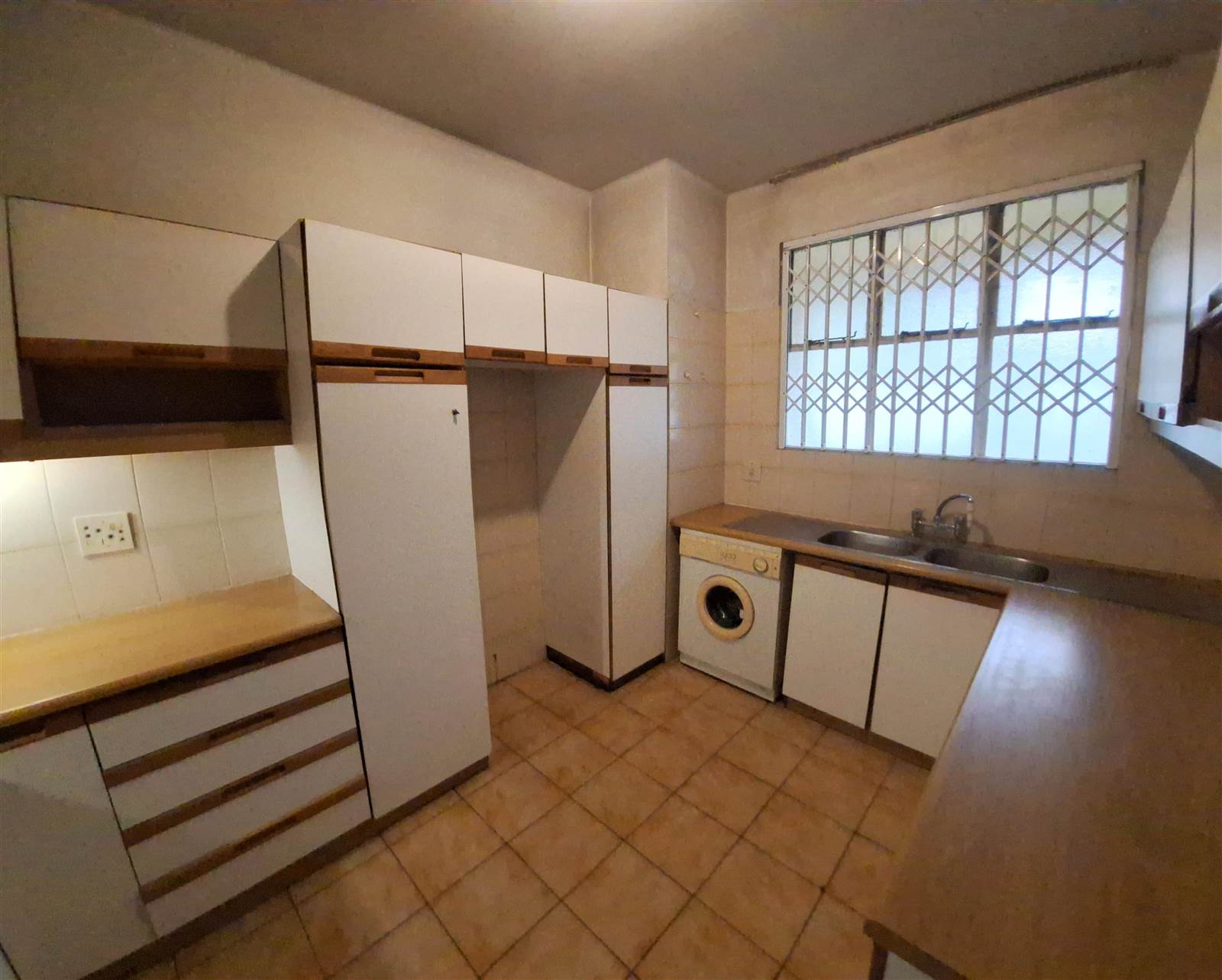1.5 Bed Apartment in Musgrave photo number 10