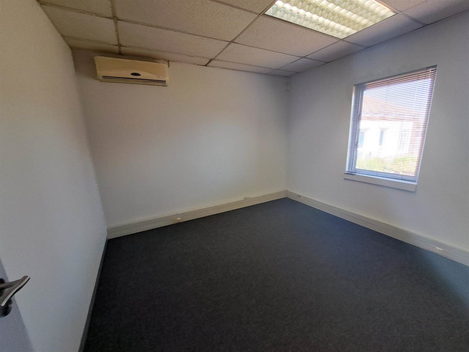 302  m² Commercial space in Centurion CBD photo number 5