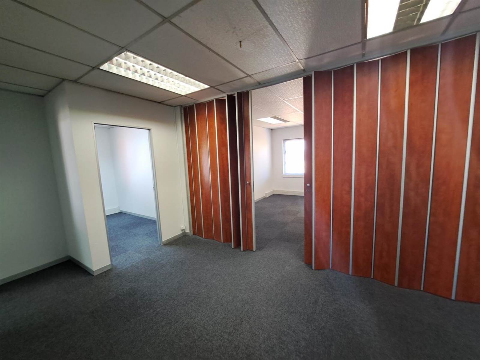 302  m² Commercial space in Centurion CBD photo number 17