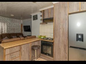 3 Bed House in Wright Park