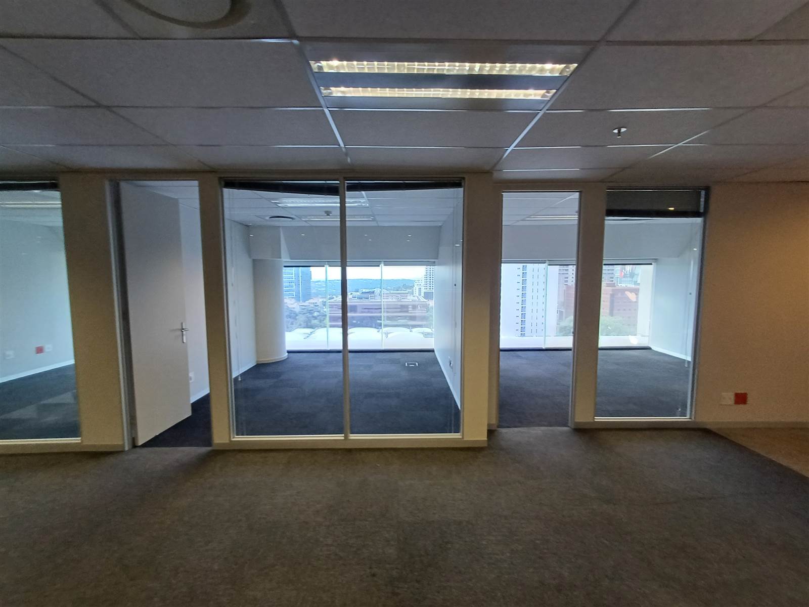 1525  m² Commercial space in Sandown photo number 23