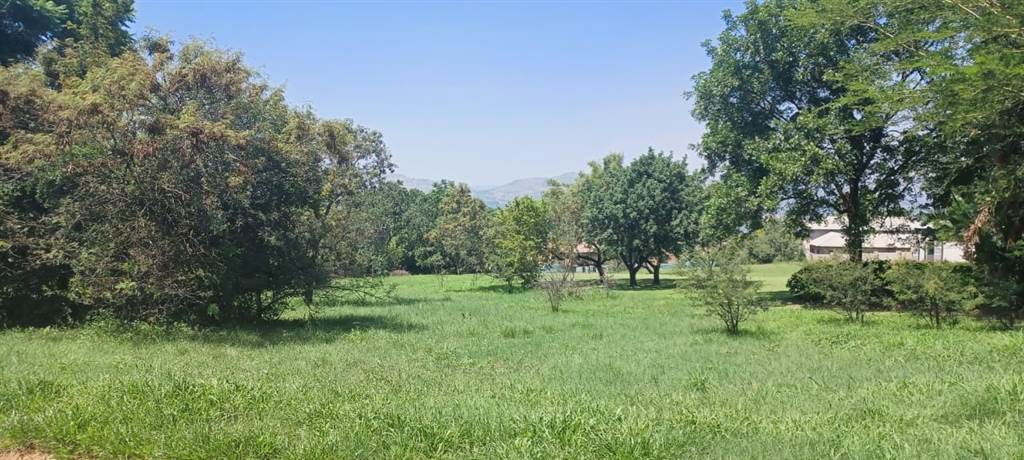 800 m² Land available in Kosmos Ridge photo number 1