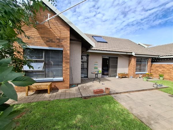 3 Bedroom Townhouse