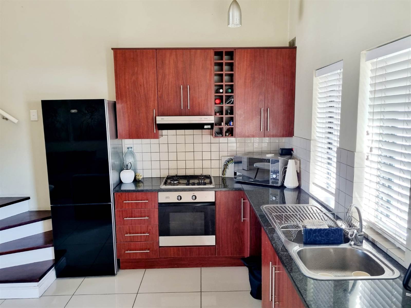 2 Bed Apartment in Knysna Central photo number 7