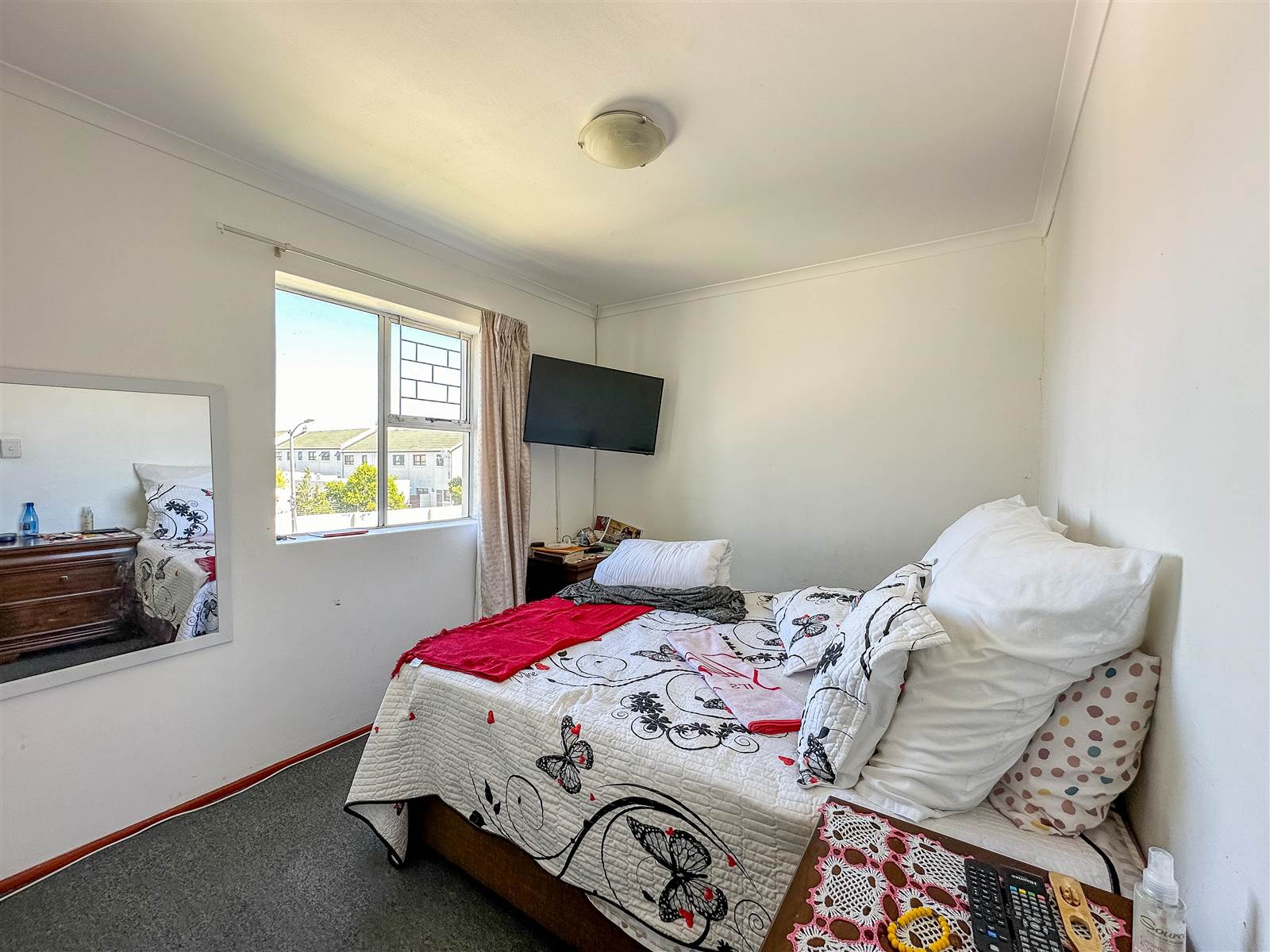 2 Bed Apartment in Blouberg Sands photo number 6