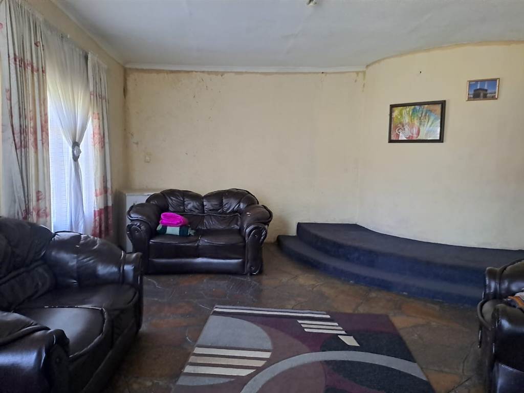 3 Bed House in Actonville photo number 26