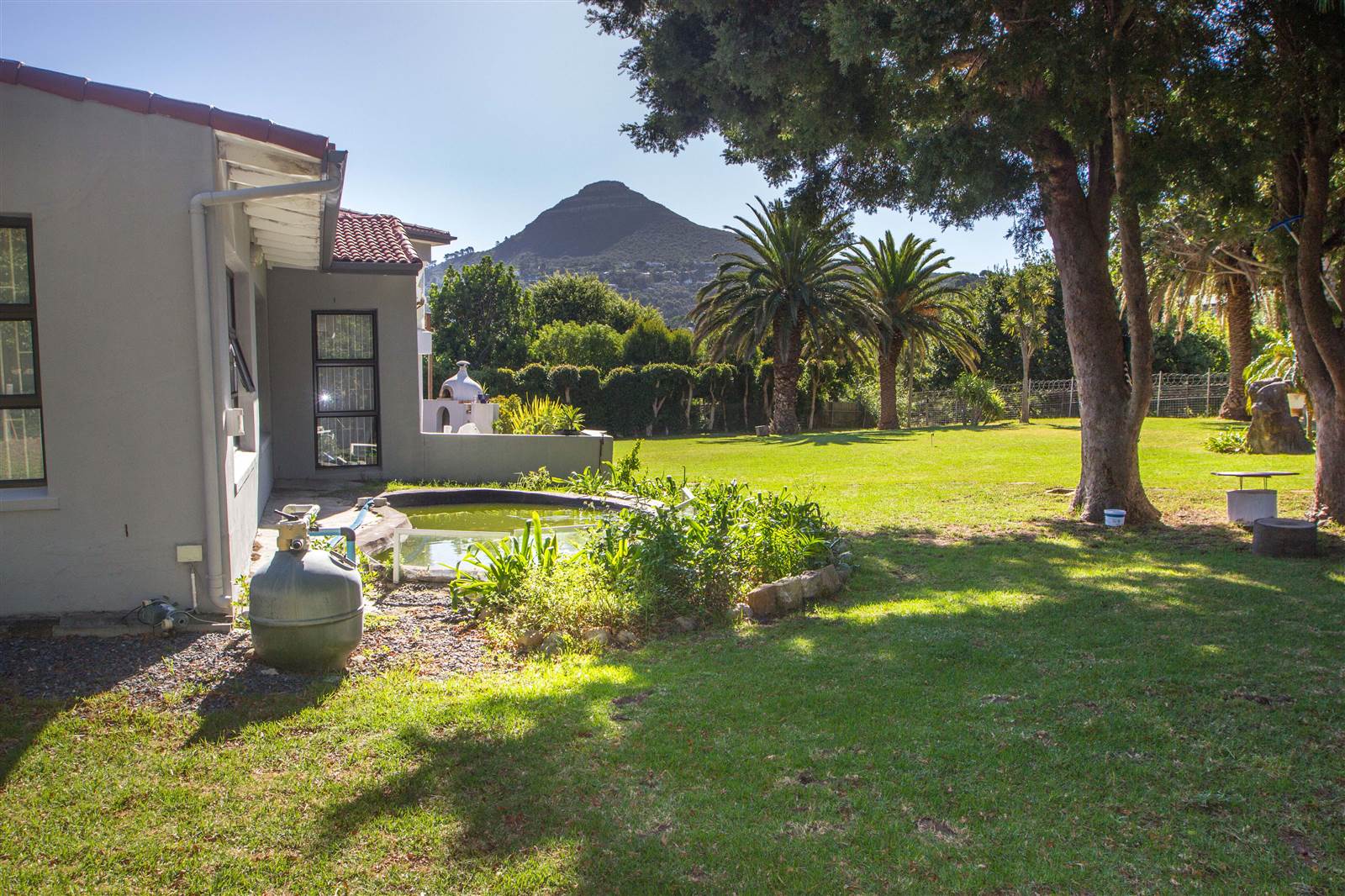 8 Bed House in Hout Bay and surrounds photo number 4