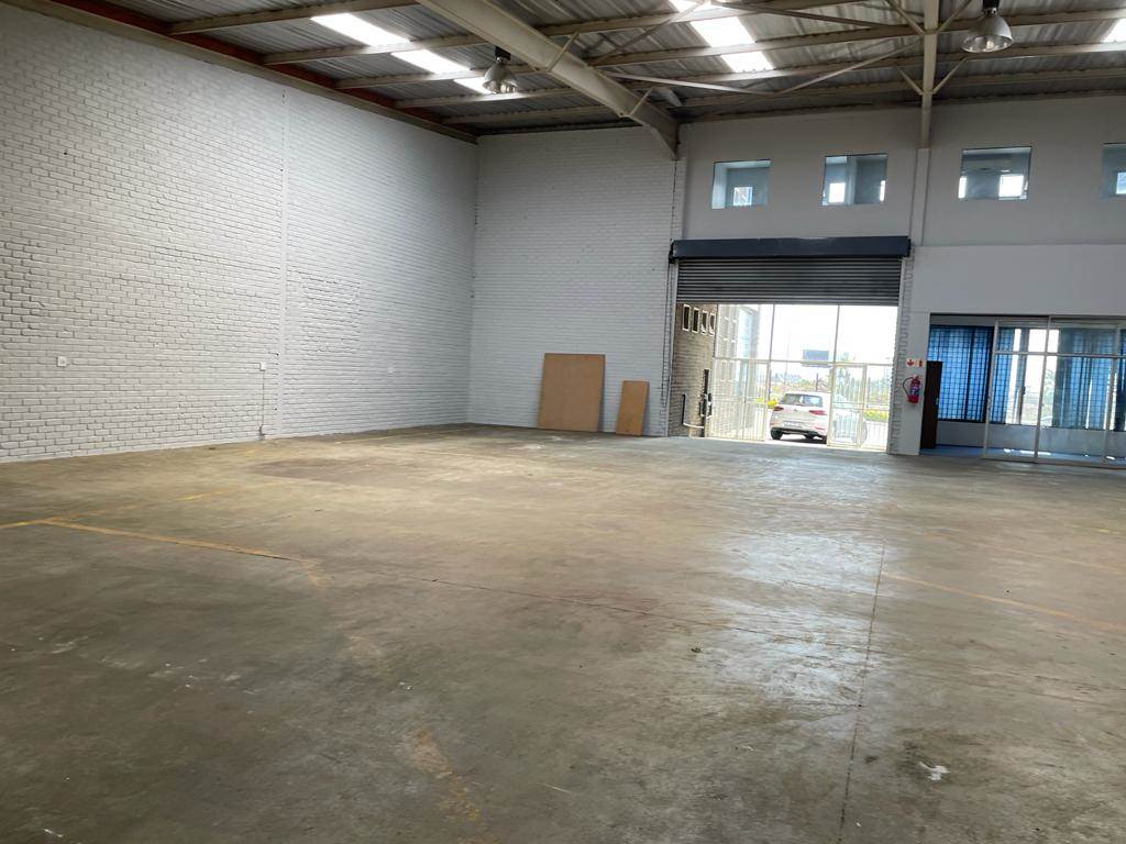 550  m² Commercial space in Halfway House photo number 20