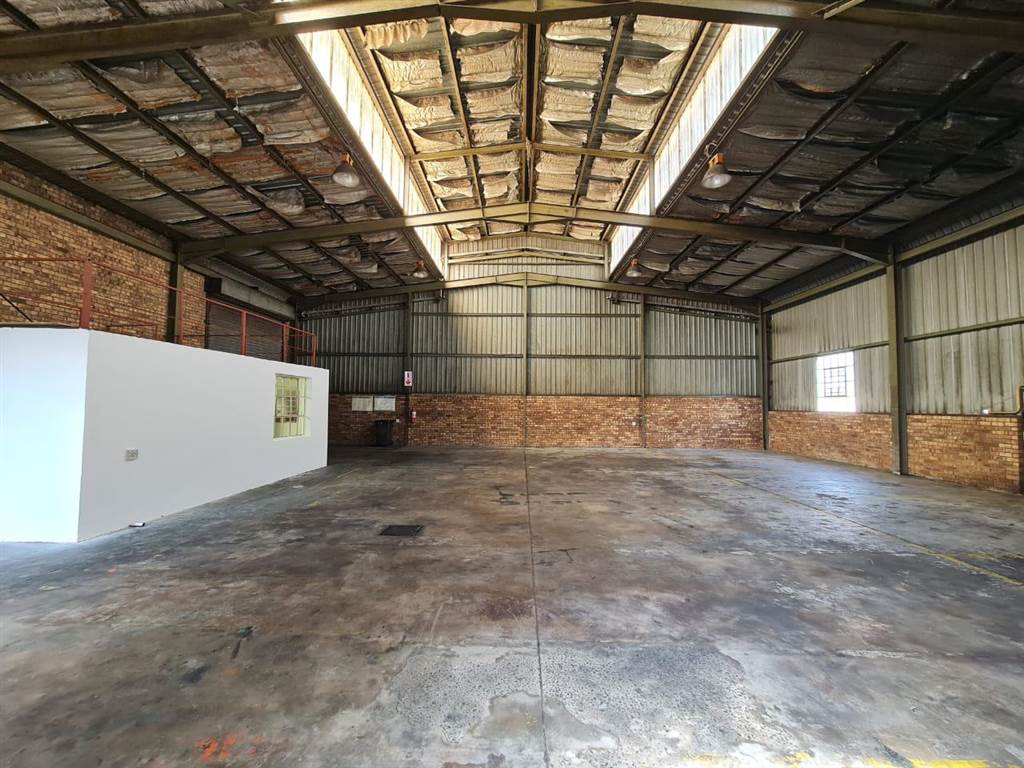 500  m² Industrial space in Wadeville photo number 8