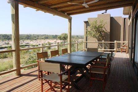 4 Bed House in Hectorspruit photo number 1