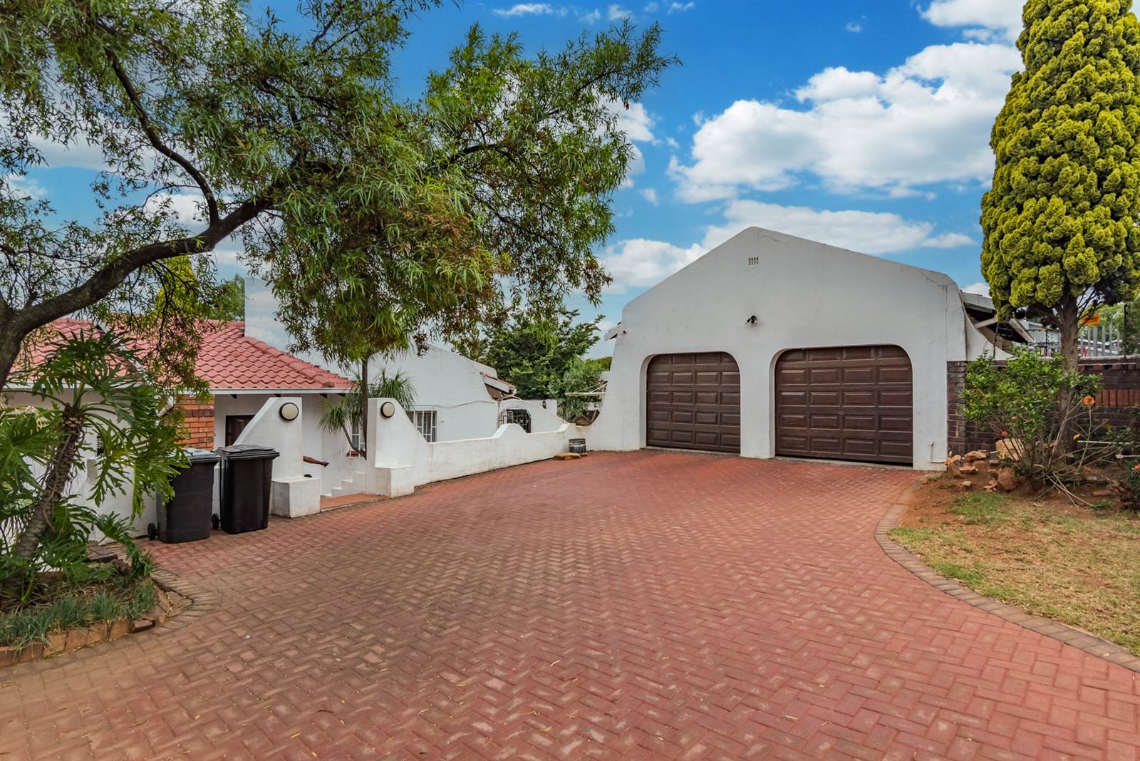 3 Bed House in Kloofendal photo number 1