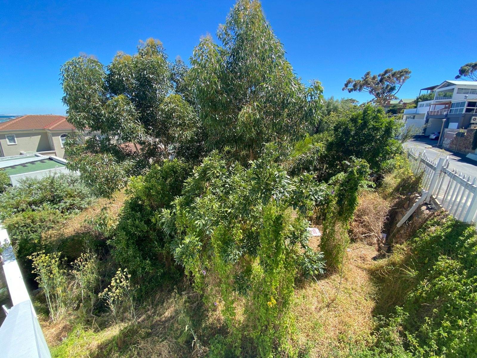 375 m² Land available in Gordons Bay Central photo number 9