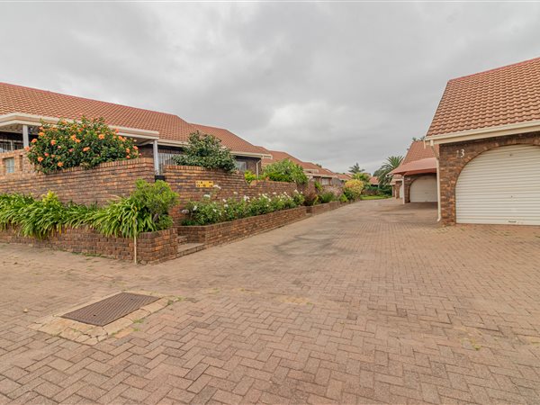 3 Bed Townhouse in Birchleigh North