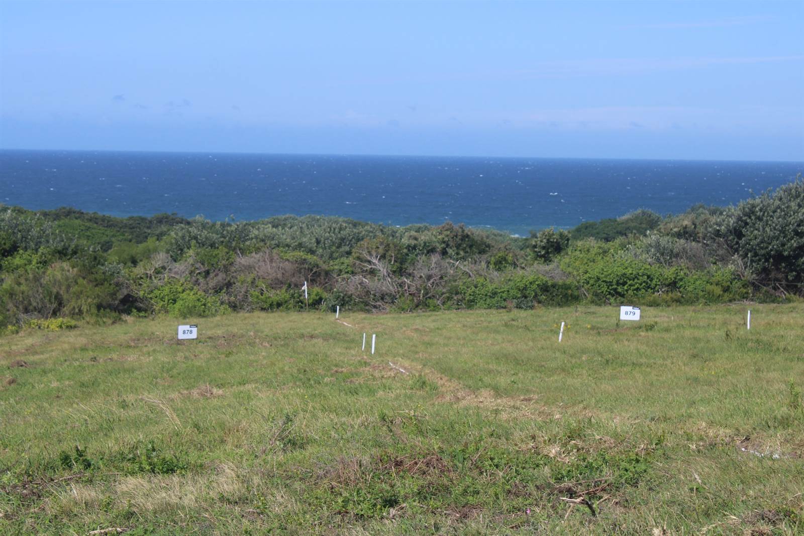 1035 m² Land available in Kidds Beach photo number 21