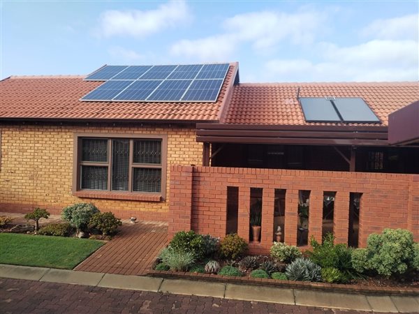 2 Bedroom Townhouse 2 Bedroom Townhouse