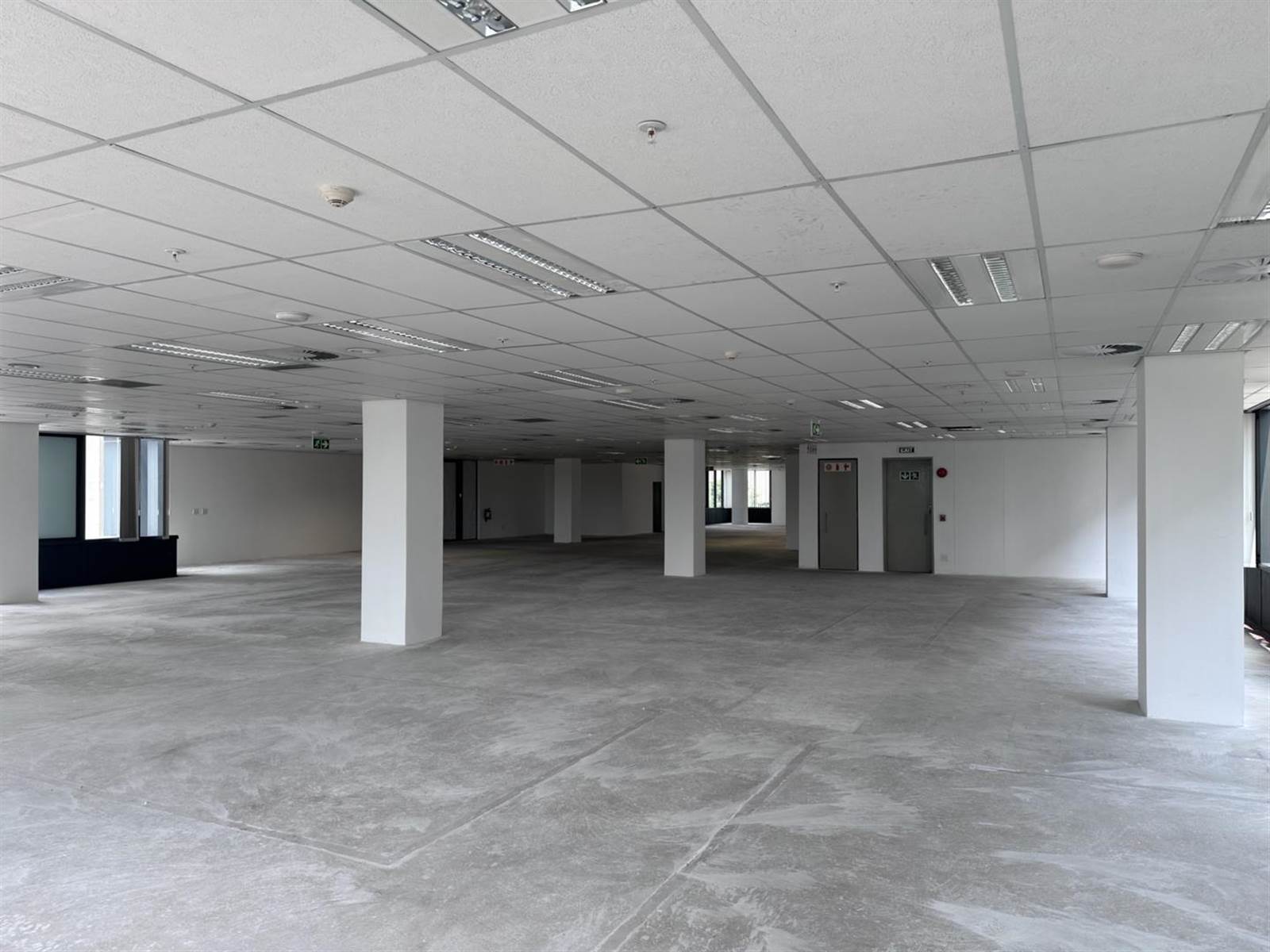 493.31  m² Office Space in Menlyn photo number 15