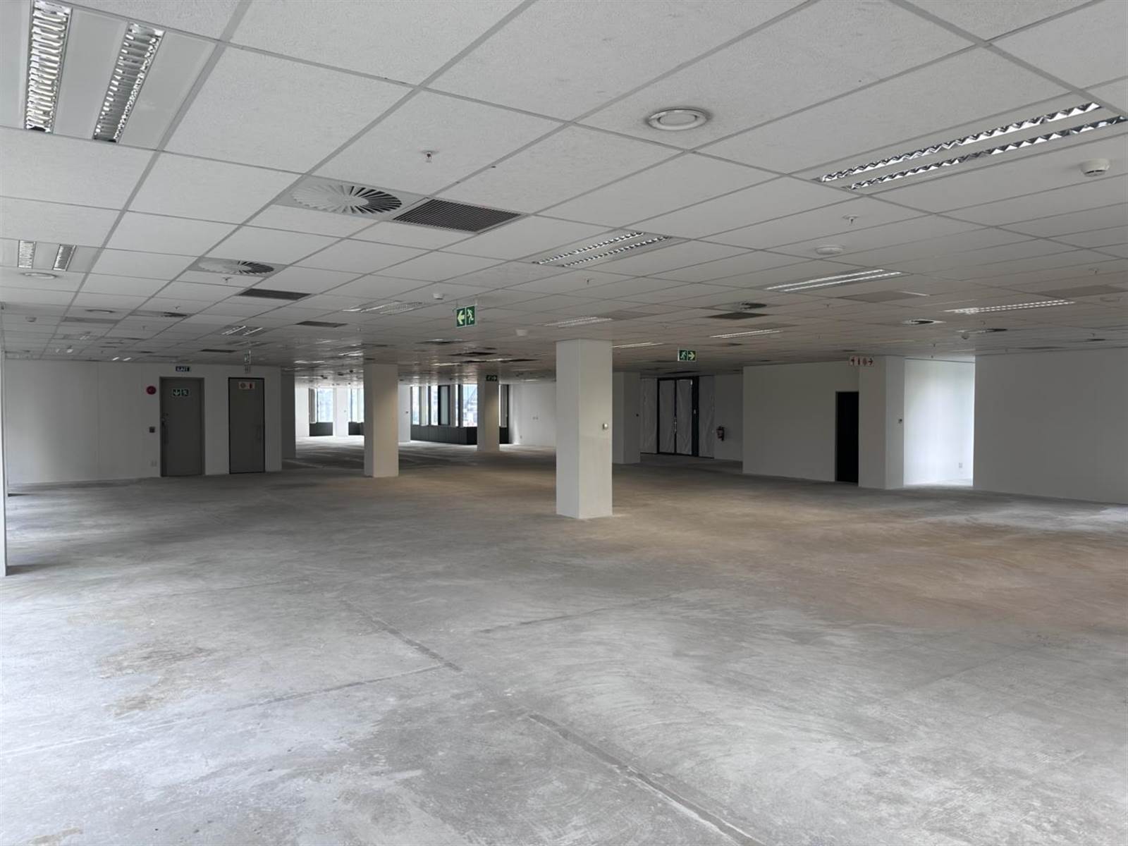 493.31  m² Office Space in Menlyn photo number 12