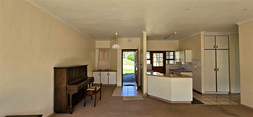1 Bed House in Swellendam photo number 5