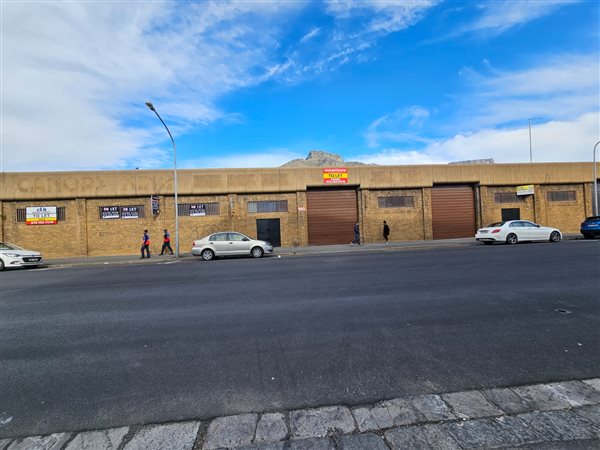 950  m² Industrial space