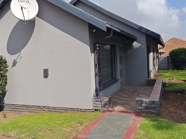 3 Bedroom House 3 Bedroom House