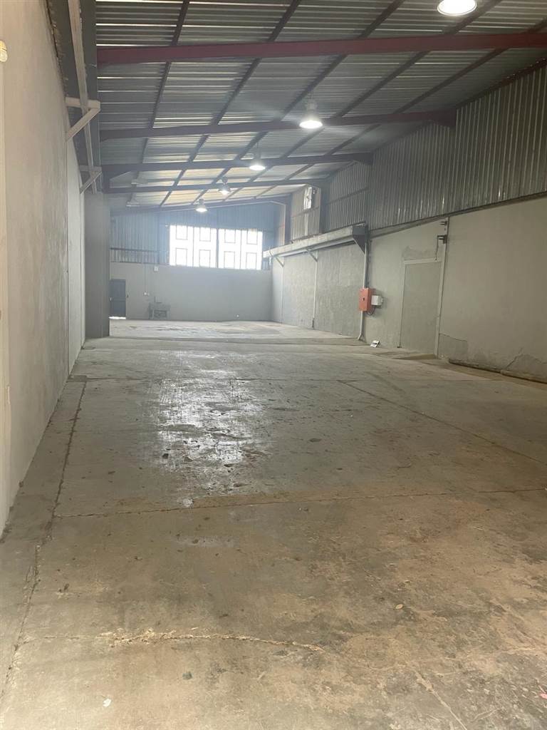 320  m² Industrial space in Nelspruit photo number 7