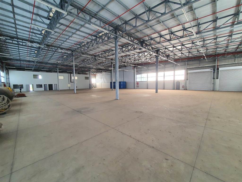 1645  m² Industrial space in Coega photo number 1