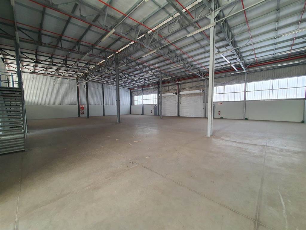 1645  m² Industrial space in Coega photo number 2