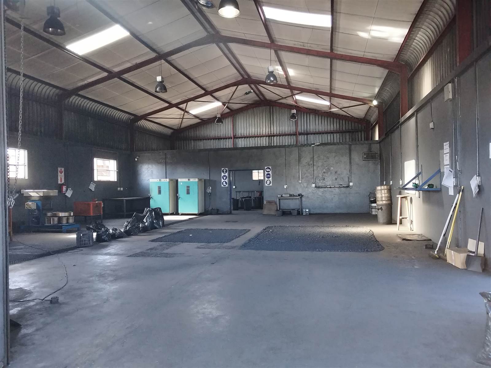 580  m² Industrial space in Klipfontein photo number 8