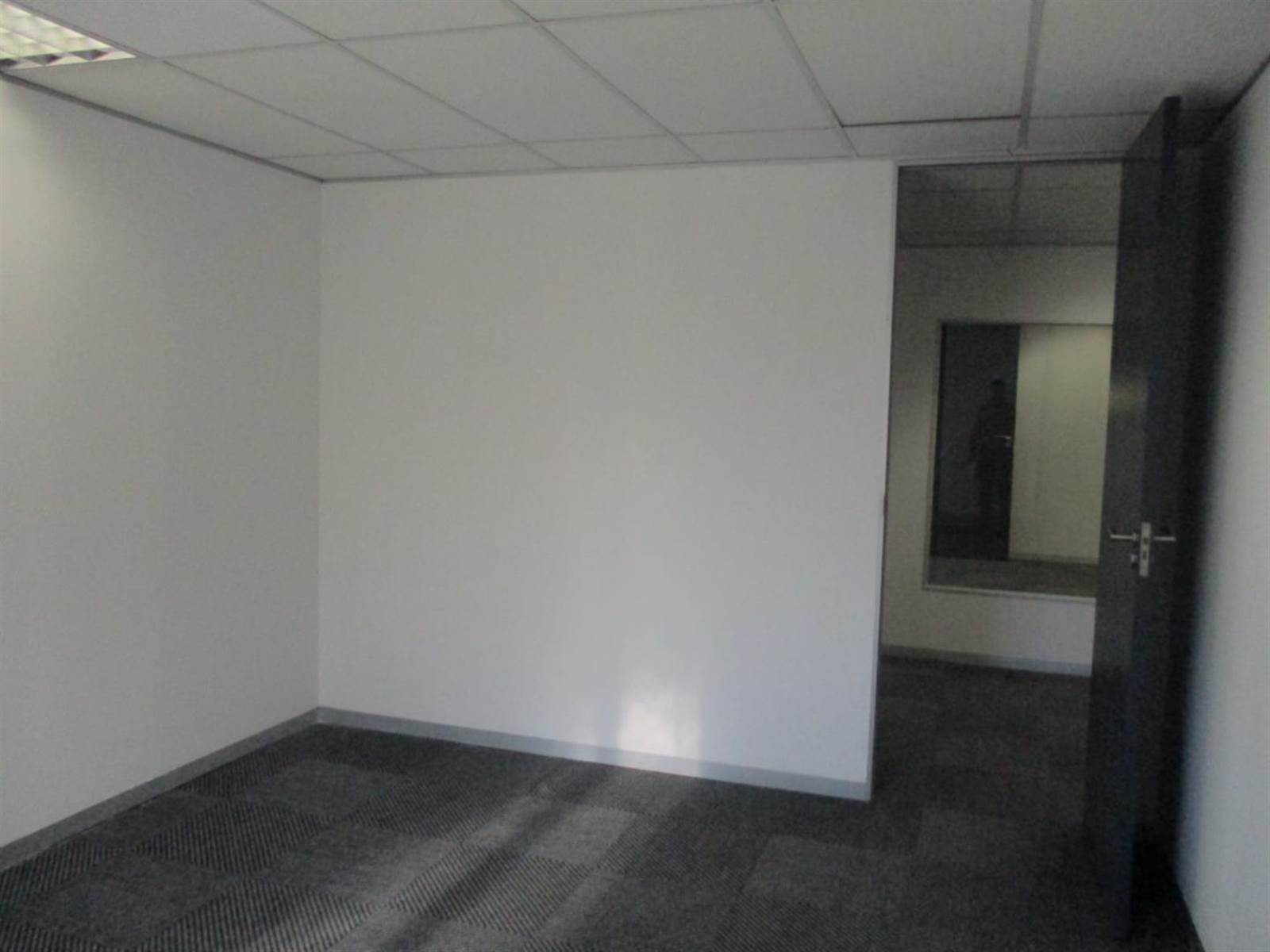 651  m² Commercial space in Vorna Valley photo number 11