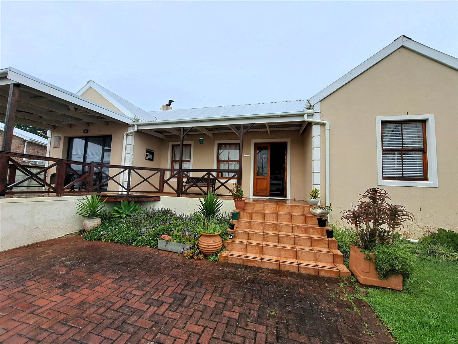 3 Bed House in Bredasdorp photo number 6