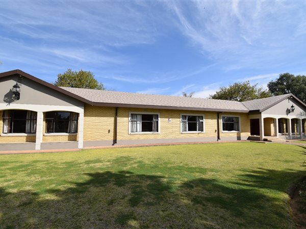 4 Bed House in Jan Cilliers Park